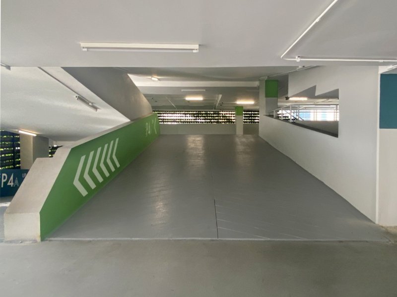S Oasis Building